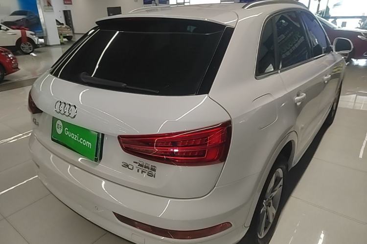 Used Audi Q3 2018 30th Anniversary Edition 30 TFSI Fashion Model Rear Right 45 Deg