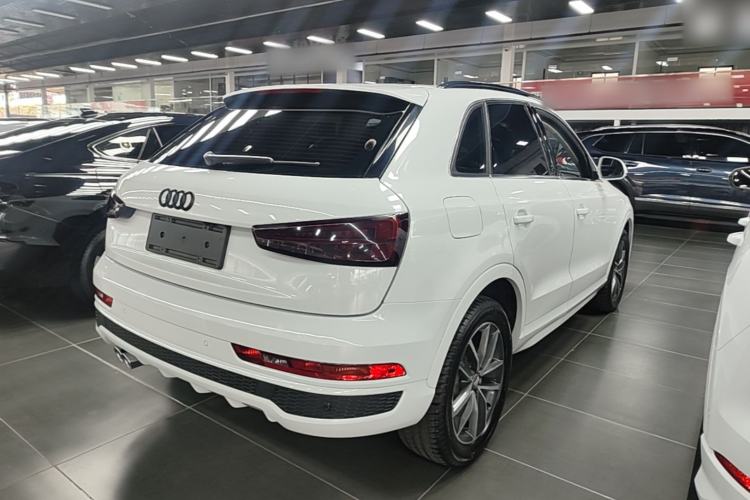 Used Audi Q3 2018 35 TFSI Fashion Edition Collector's Model Rear Right 45 Deg