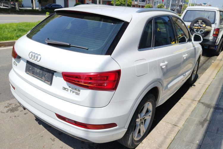 Used Audi Q3 2018 30th Anniversary Edition 30 TFSI Fashion Model Rear Right 45 Deg