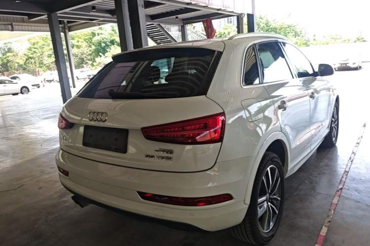 Used Audi Q3 2018 30th Anniversary Edition 35 TFSI Fashion Model Rear Right 45 Deg