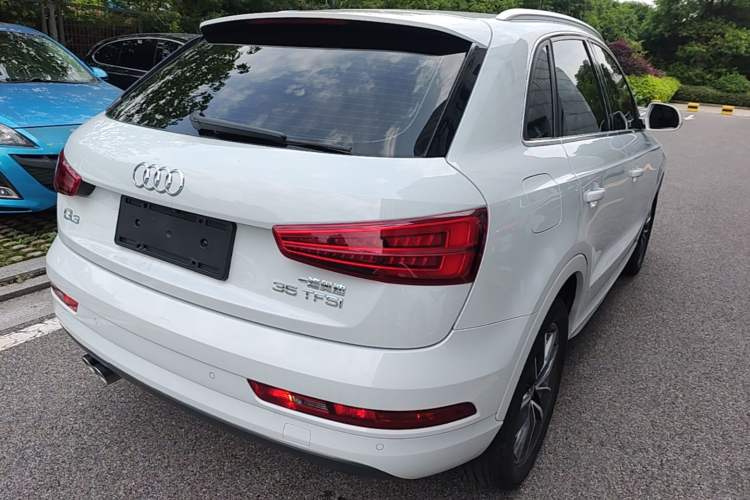 Used Audi Q3 2018 30th Anniversary Edition 35 TFSI Fashion Model Rear Right 45 Deg