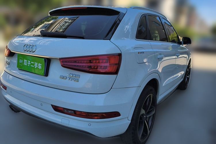 Used Audi Q3 2018 30th Anniversary Edition 30 TFSI Fashion Model Rear Right 45 Deg