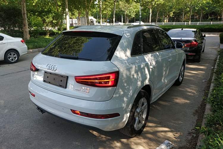 Used Audi Q3 2018 30th Anniversary Edition 35 TFSI Fashion Model Rear Right 45 Deg