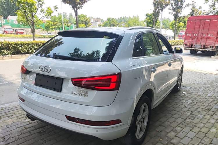 Used Audi Q3 2018 30th Anniversary Edition 30 TFSI Fashion Model Rear Right 45 Deg