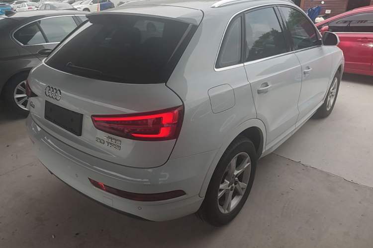 Used Audi Q3 2018 30th Anniversary Edition 30 TFSI Fashion Model Rear Right 45 Deg
