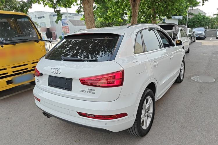 Used Audi Q3 2018 30th Anniversary Edition 30 TFSI Fashion Model Rear Right 45 Deg