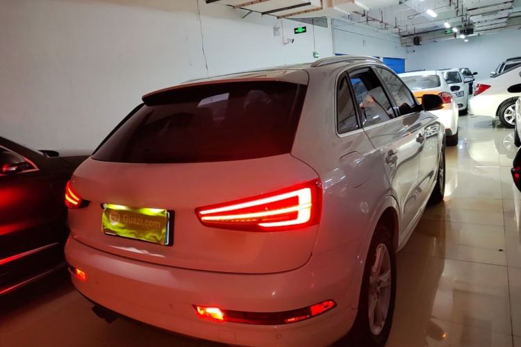 Used Audi Q3 2018 30th Anniversary Edition 30 TFSI Fashion Model Rear Right 45 Deg