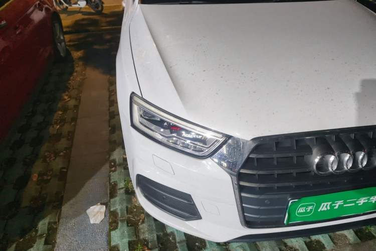 Used Audi Q3 2018 30th Anniversary Edition 30 TFSI Fashion Model Right Front Headlight