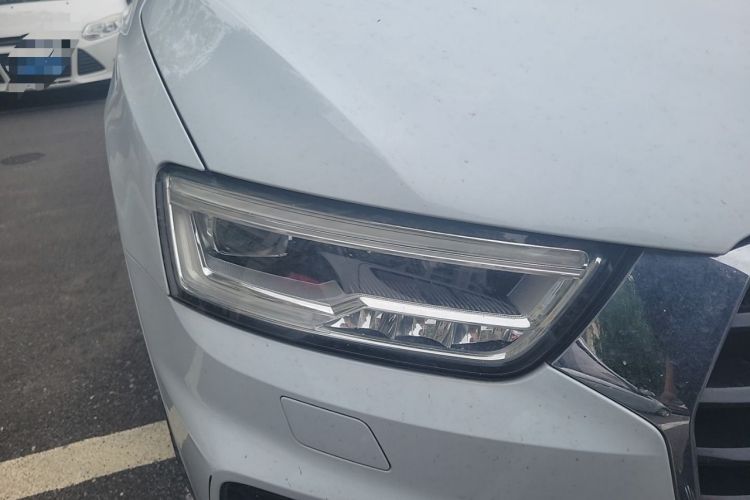 Used Audi Q3 2018 30th Anniversary Edition 35 TFSI Sport Model Right Front Headlight