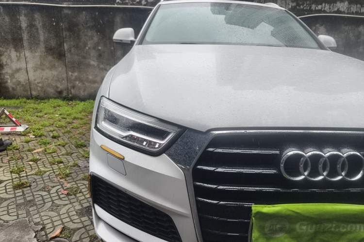 Used Audi Q3 2018 35 TFSI Fashion Edition Collector's Model Right Front Headlight