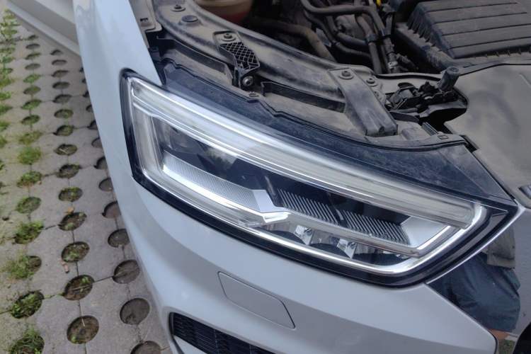 Used Audi Q3 2018 30 TFSI Fashion Edition Collector's Version Right Front Headlight