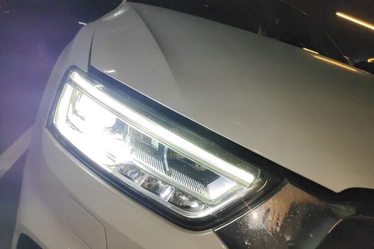 Used Audi Q3 2018 30 TFSI Fashion Edition Collector's Version Right Front Headlight