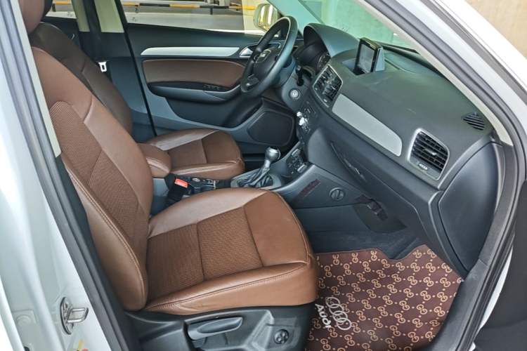 Used Audi Q3 2018 30th Anniversary Edition 30 TFSI Standard Model Right Front Seat
