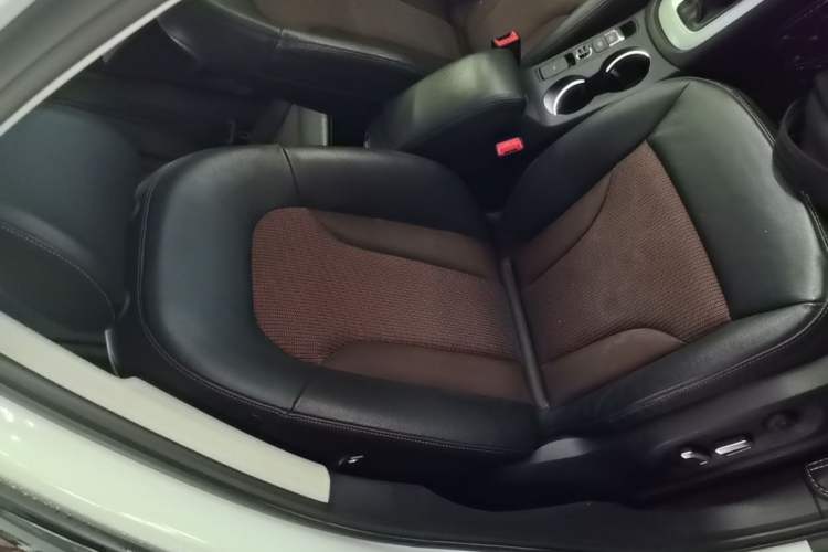 Used Audi Q3 2018 30th Anniversary Edition 30 TFSI Fashion Model Right Front Seat