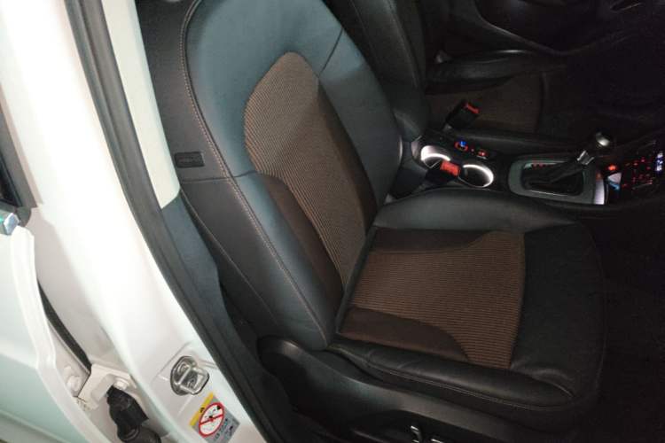 Used Audi Q3 2018 30th Anniversary Edition 35 TFSI Fashion Model Right Front Seat