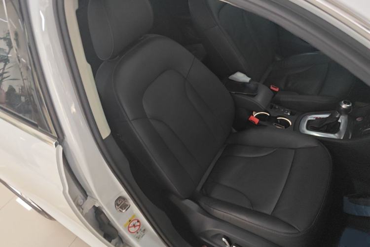 Used Audi Q3 2018 30th Anniversary Edition 30 TFSI Style Model Right Front Seat