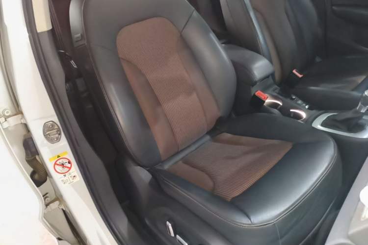 Used Audi Q3 2018 30th Anniversary Edition 30 TFSI Fashion Model Right Front Seat