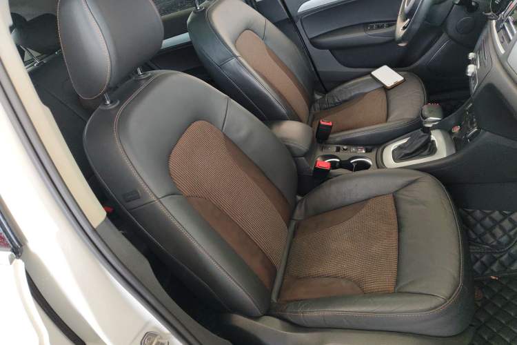 Used Audi Q3 2018 30th Anniversary Edition 30 TFSI Fashion Model Right Front Seat