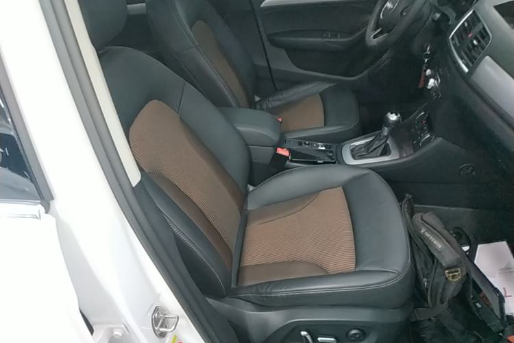 Used Audi Q3 2018 30th Anniversary Edition 30 TFSI Fashion Model Right Front Seat