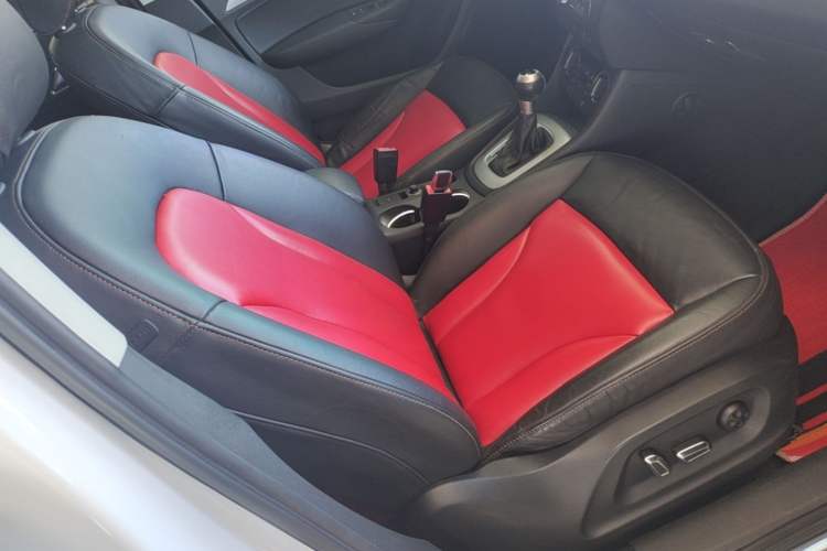 Used Audi Q3 2018 30th Anniversary Edition 30 TFSI Fashion Model Right Front Seat