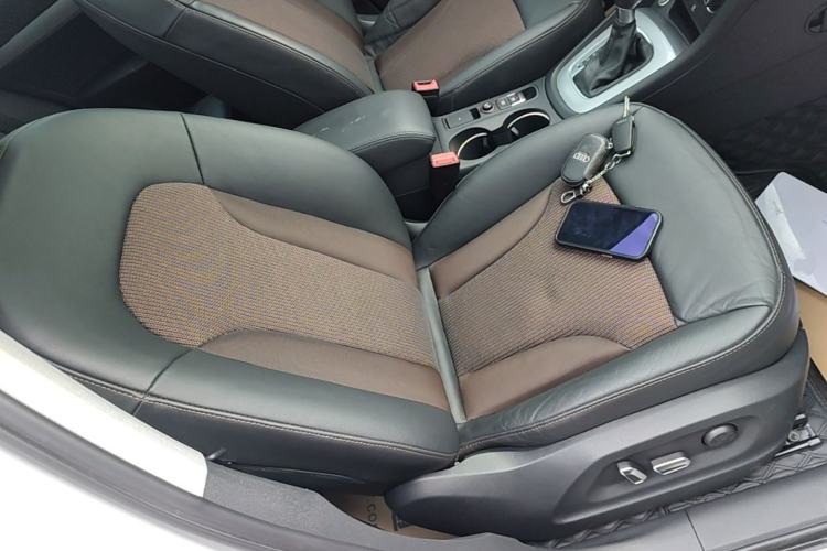 Used Audi Q3 2018 30th Anniversary Edition 35 TFSI Fashion Model Right Front Seat
