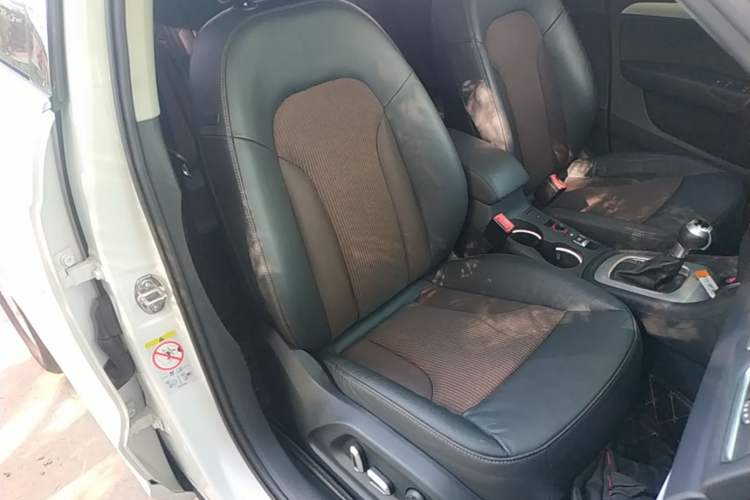 Used Audi Q3 2018 30th Anniversary Edition 35 TFSI Fashion Model Right Front Seat