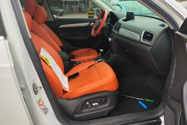 Used Audi Q3 2018 30th Anniversary Edition 30 TFSI Fashion Model Right Front Seat