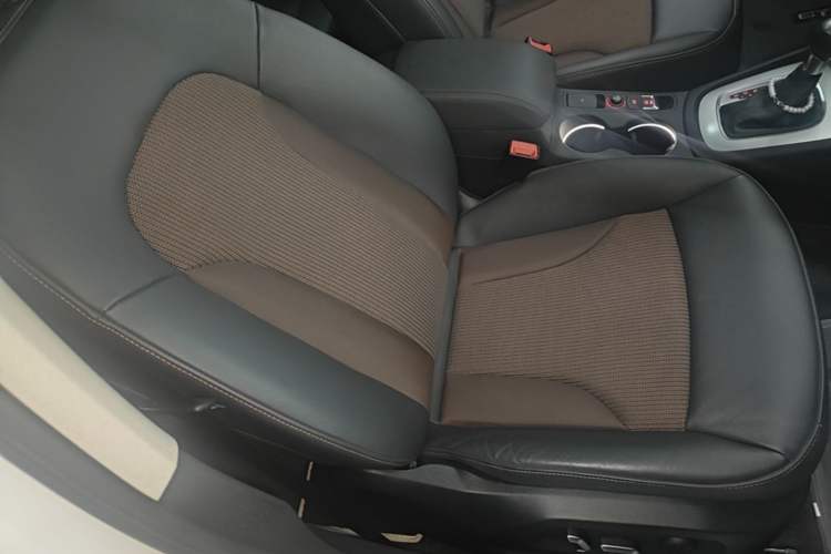 Used Audi Q3 2018 30th Anniversary Edition 35 TFSI Fashion Model Right Front Seat