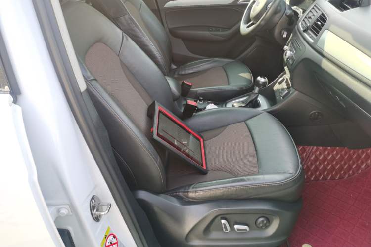 Used Audi Q3 2018 30th Anniversary Edition 30 TFSI Fashion Model Right Front Seat