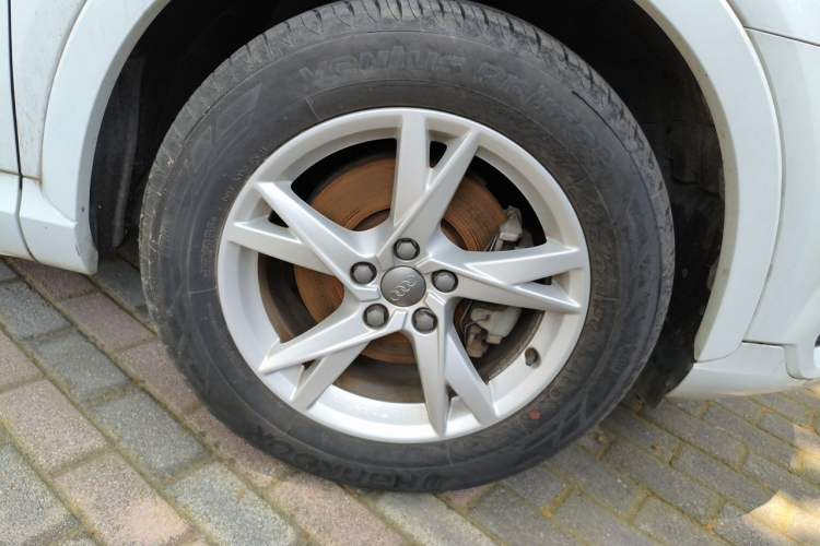 Used Audi Q3 2018 30th Anniversary Edition 35 TFSI Fashion Model Right Front Wheel Hub