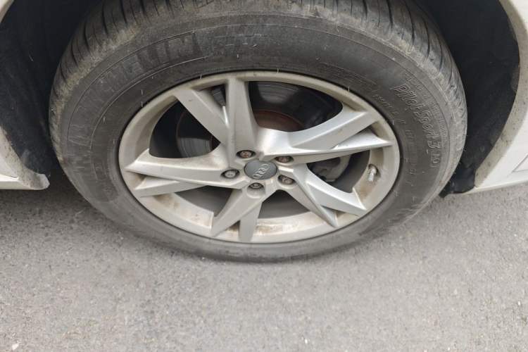 Used Audi Q3 2018 30th Anniversary Edition 30 TFSI Fashion Model Right Front Wheel Hub