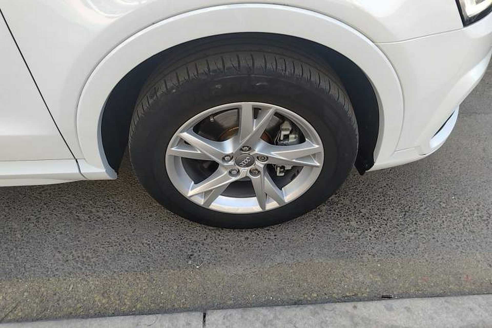 Used Audi Q3 2018 30th Anniversary Edition 30 TFSI Fashion Model Right Front Wheel Hub