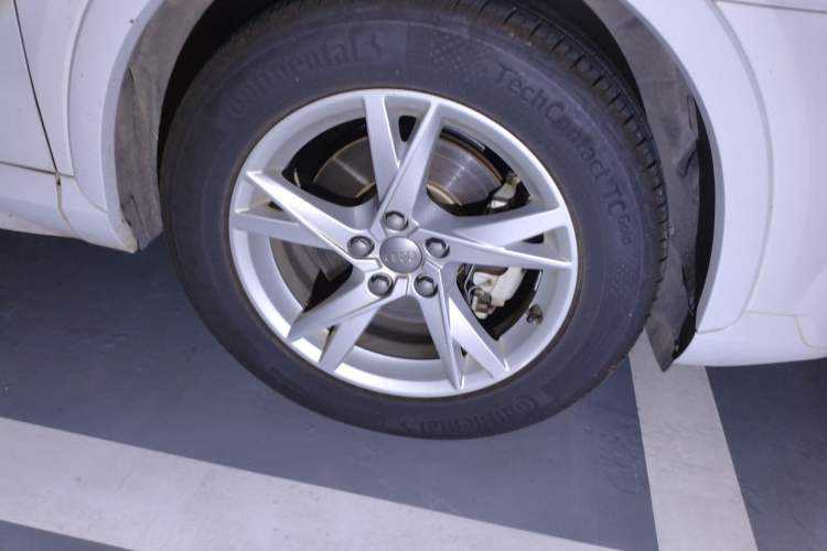 Used Audi Q3 2018 30th Anniversary Edition 35 TFSI Fashion Model Right Front Wheel Hub