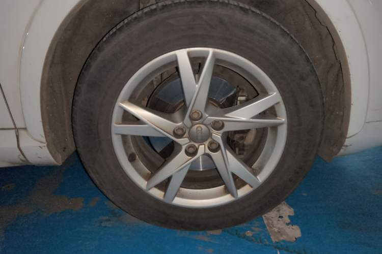 Used Audi Q3 2018 30th Anniversary Edition 35 TFSI Fashion Model Right Front Wheel Hub