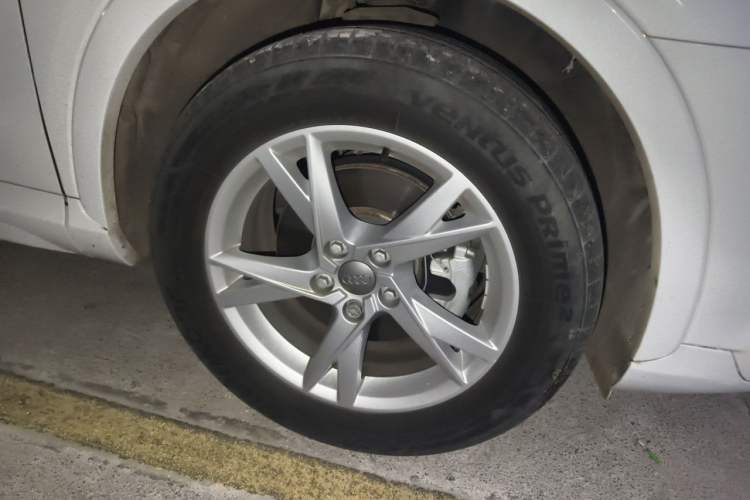 Used Audi Q3 2018 30th Anniversary Edition 35 TFSI Fashion Model Right Front Wheel Hub