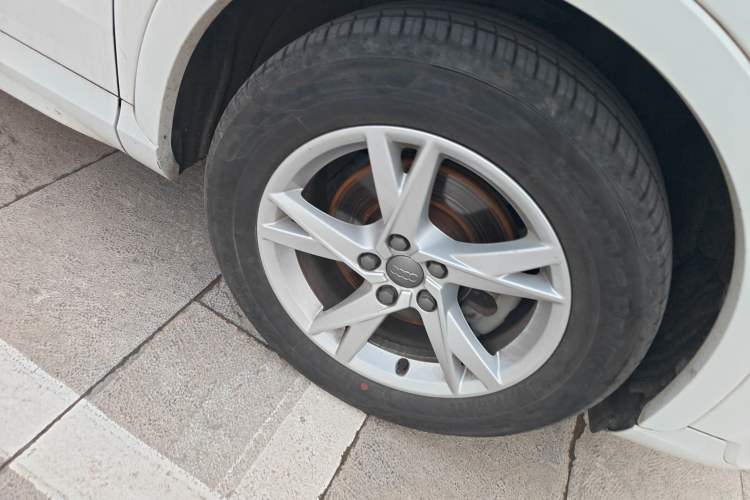 Used Audi Q3 2018 30th Anniversary Edition 35 TFSI Fashion Model Right Front Wheel Hub