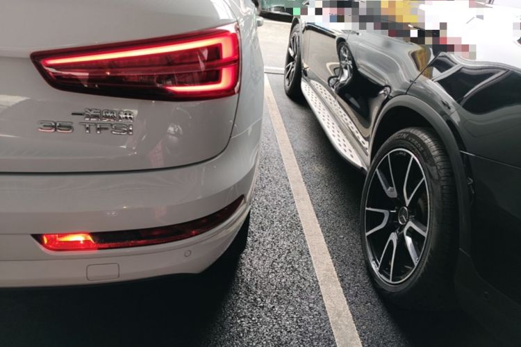 Used Audi Q3 2018 30th Anniversary Edition 35 TFSI Fashion Model Right Rear Taillight