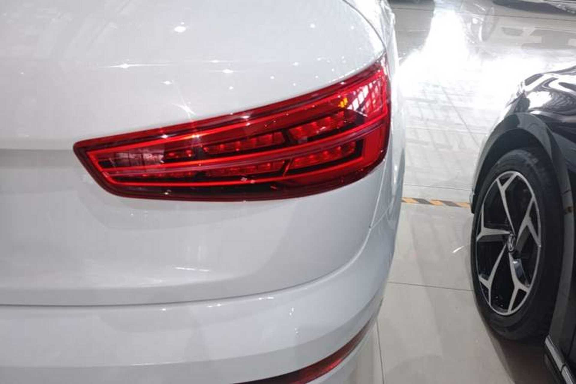 Used Audi Q3 2018 30th Anniversary Edition 30 TFSI Fashion Model Right Rear Taillight