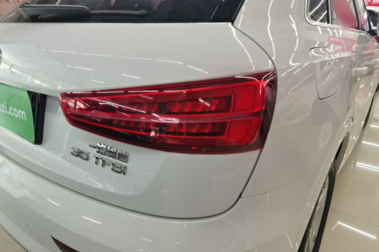 Used Audi Q3 2018 30th Anniversary Edition 35 TFSI Fashion Model Right Rear Taillight