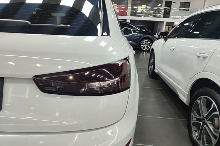 Used Audi Q3 2018 35 TFSI Fashion Edition Collector's Model Right Rear Taillight