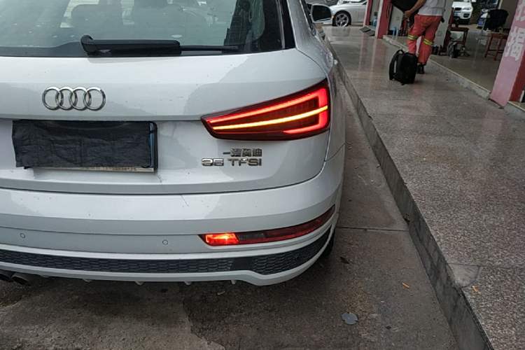 Used Audi Q3 2018 30th Anniversary Edition 35 TFSI Sport Model Right Rear Taillight