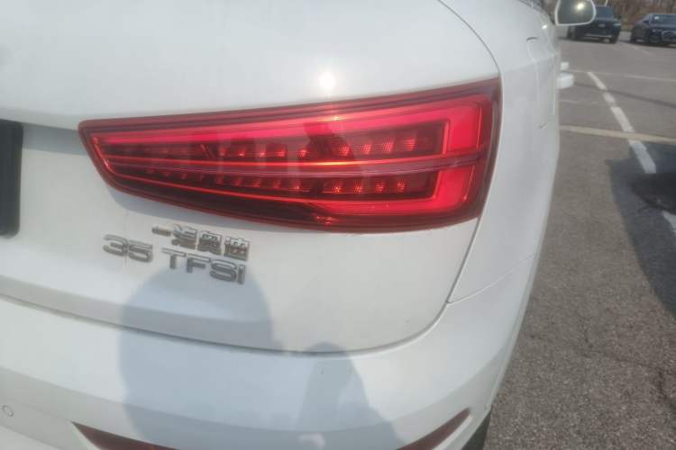 Used Audi Q3 2018 30th Anniversary Edition 35 TFSI Fashion Model Right Rear Taillight