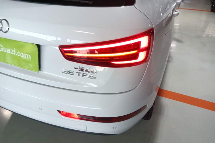 Used Audi Q3 2018 30th Anniversary Edition 35 TFSI Fashion Model Right Rear Taillight