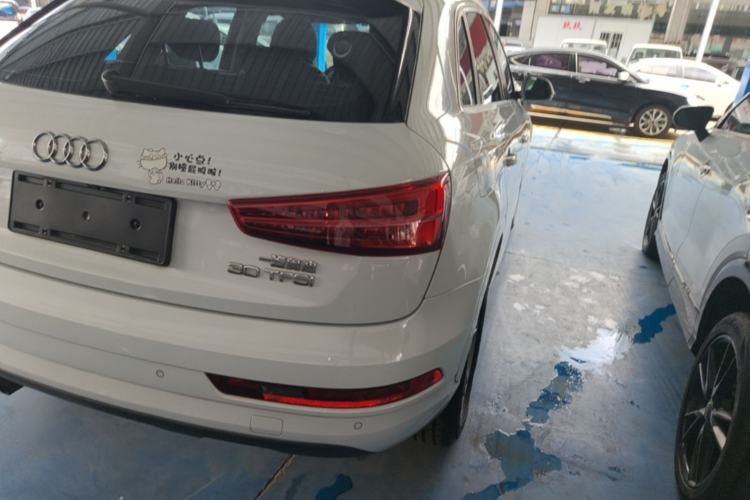 Used Audi Q3 2018 30th Anniversary Edition 30 TFSI Fashion Model Right Rear Taillight