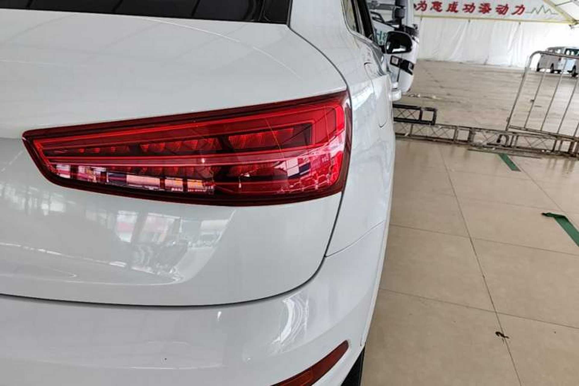 Used Audi Q3 2018 30th Anniversary Edition 30 TFSI Fashion Model Right Rear Taillight