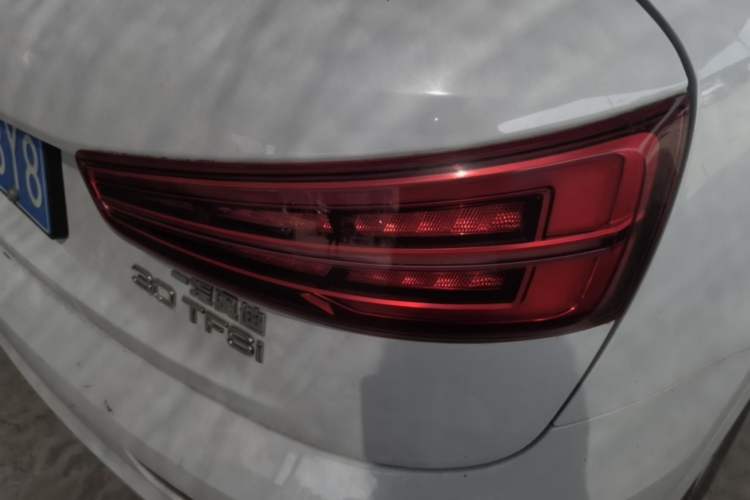 Used Audi Q3 2018 30th Anniversary Edition 30 TFSI Fashion Model Right Rear Taillight