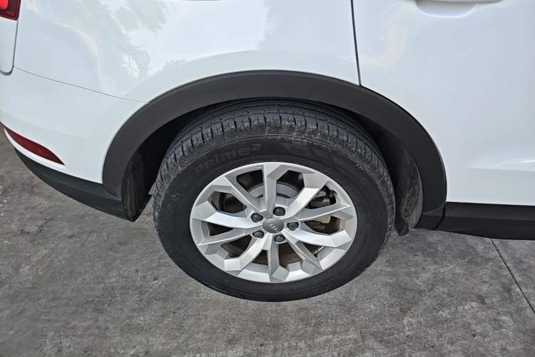 Used Audi Q3 2018 30th Anniversary Edition 30 TFSI Standard Model Right Rear Wheel Hub