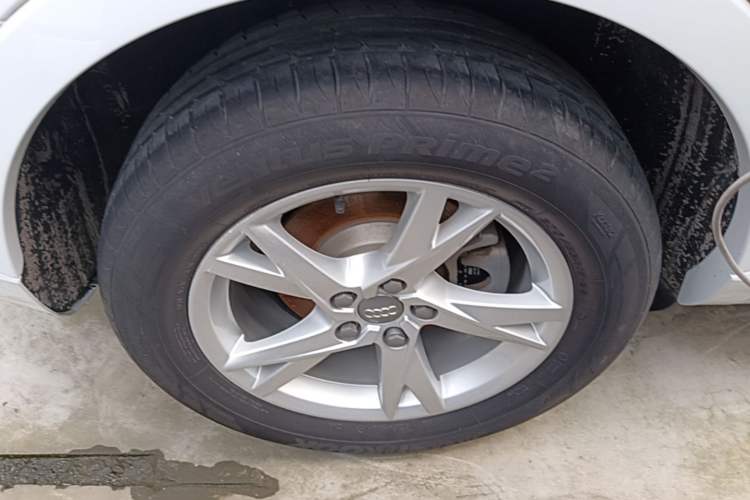 Used Audi Q3 2018 30th Anniversary Edition 35 TFSI Fashion Model Right Rear Wheel Hub