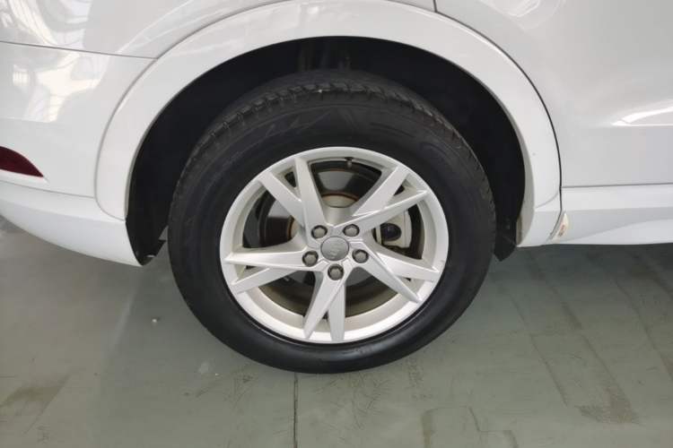 Used Audi Q3 2018 30th Anniversary Edition 30 TFSI Fashion Model Right Rear Wheel Hub