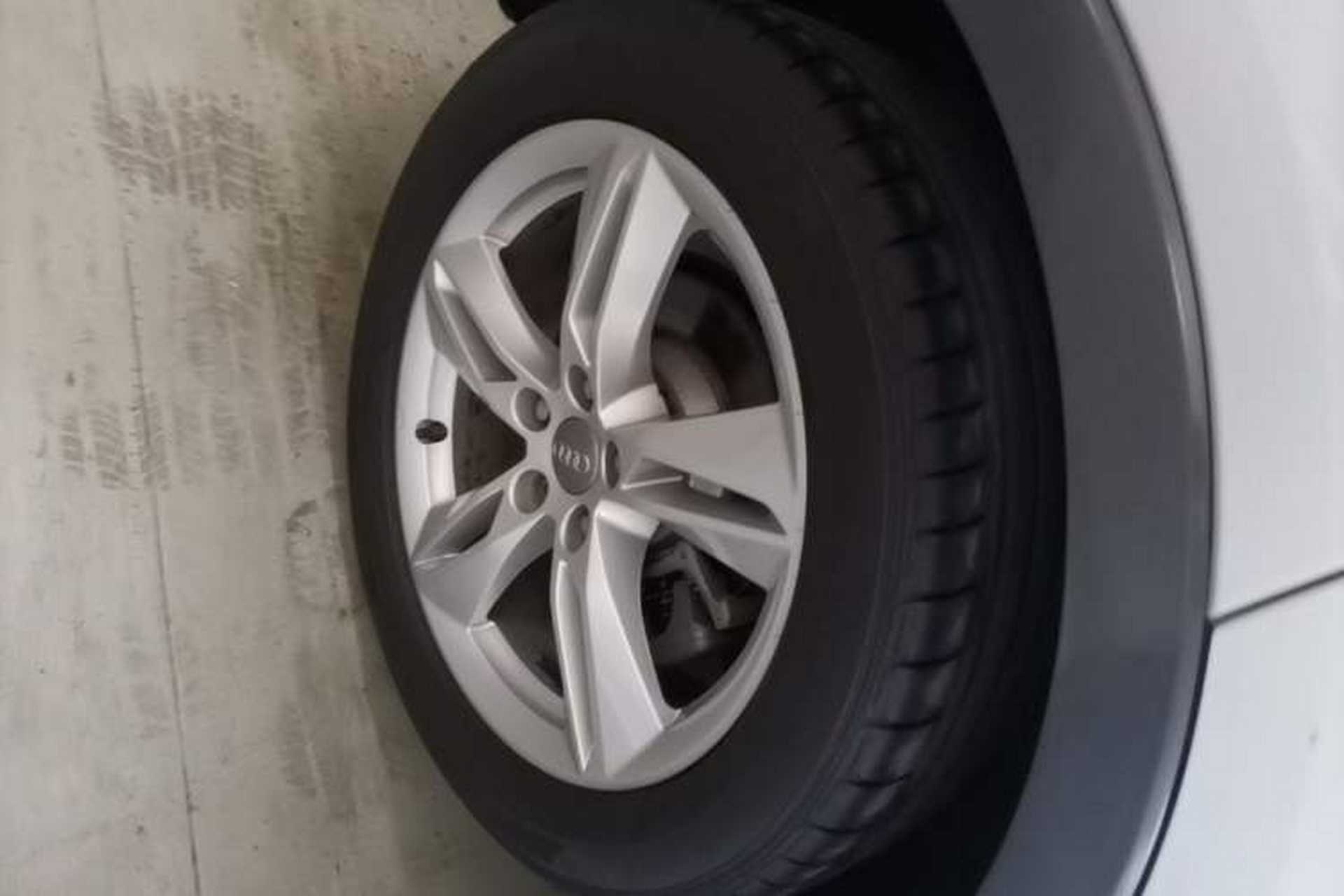 Used Audi Q3 2018 30th Anniversary Edition 30 TFSI Fashion Model Right Rear Wheel Hub